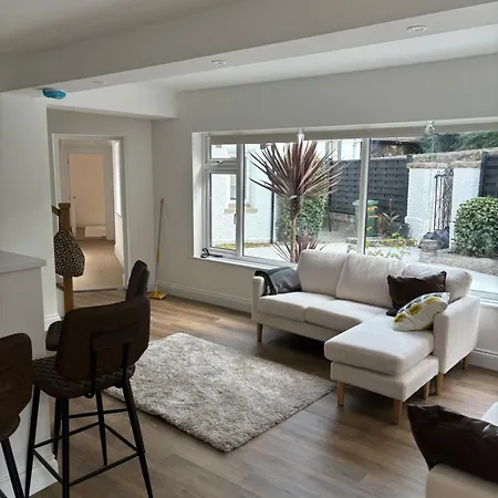 Tatil Evi The Farmhouse - Au Neveu St Ouen's