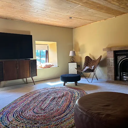 The Farmhouse - Au Neveu Tatil Evi